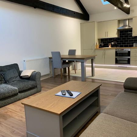 דירות ניומרקט Flat 5, 124 High Street מראה חיצוני תמונה