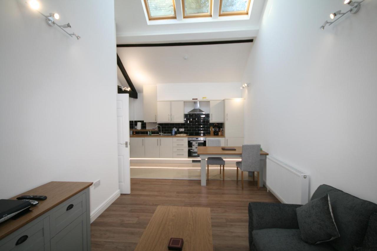דירות ניומרקט Flat 5, 124 High Street מראה חיצוני תמונה